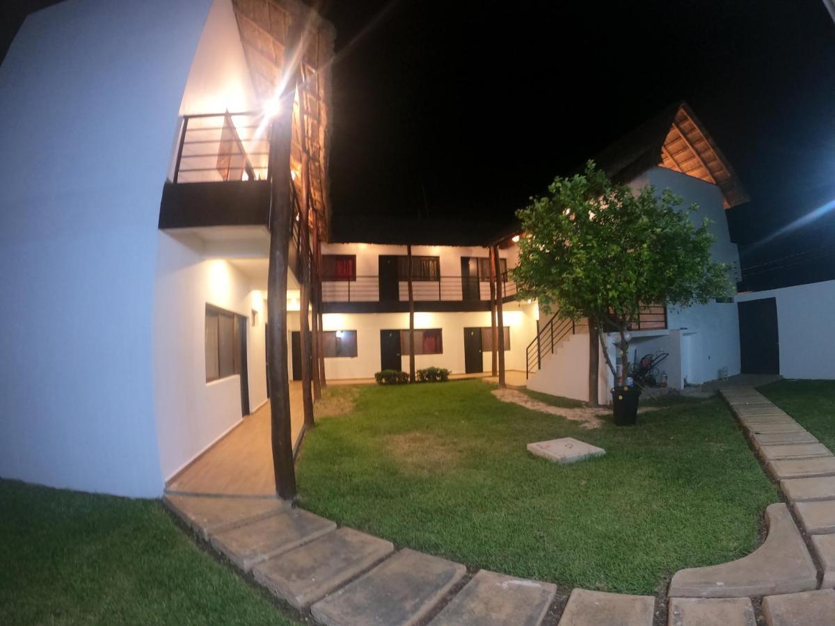 Hotel Margarita バカラル エクステリア 写真